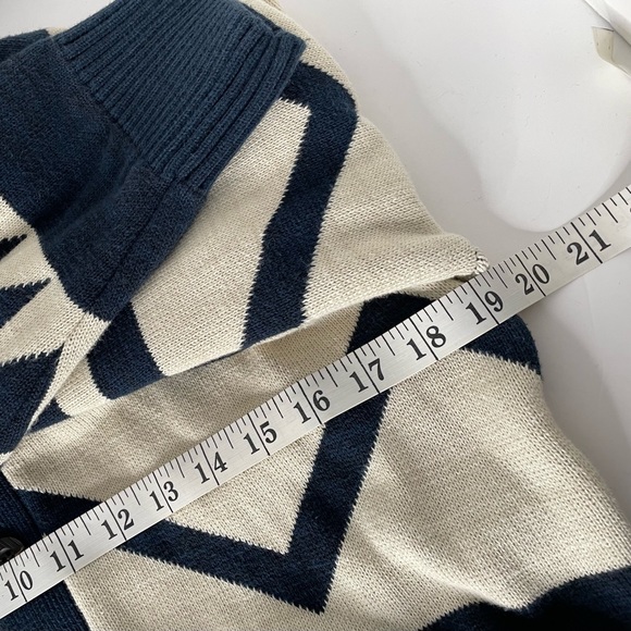 H&M LOGG Aztec, Southwest Button Down Cardigan Sz M - Picture 7 of 8